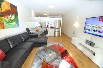 Darlinghurst 17 Oxf Furnished Apartment - eAccommodation 6