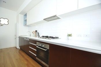 Neutral Bay 4 Young Furnished Apartment - eAccommodation 6