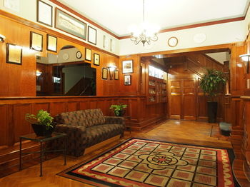 Coogee Bay Hotel Pub Style - eAccommodation 21