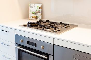 AKOM Melbourne - eAccommodation 11