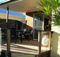 Wynnum by the Bay - eAccommodation
