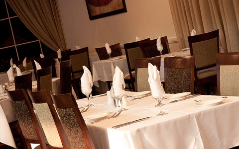 Best Western Plus Charles Sturt Suites And Apartments - eAccommodation 22