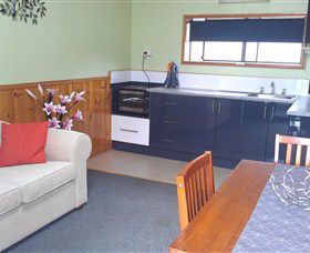 Hobart Cabins And Cottages - eAccommodation 4