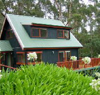 Tree Tops Cascades - eAccommodation