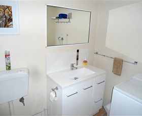 Ashwood Apartments - Bellerive - eAccommodation 1