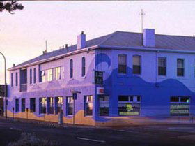 Beach Hotel - eAccommodation 0