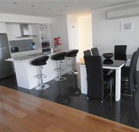 Tuckers Rocks Cottage - eAccommodation