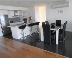 Tuckers Rocks Cottage - eAccommodation 0