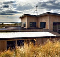 King Island Breaks - Porky's Beach House - eAccommodation