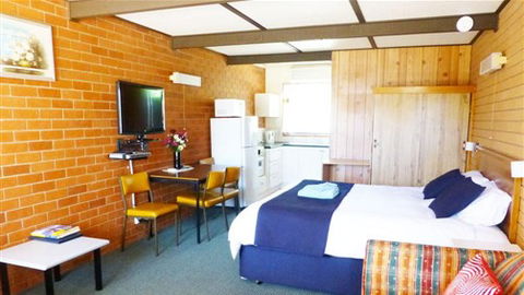 Golfer's Retreat Motel - eAccommodation 2