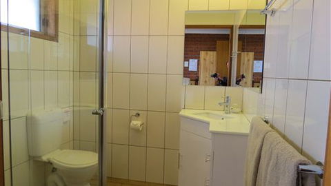 AAT 28 Goldsmith Hotel - eAccommodation 1