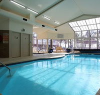 Lake Edge Resort - eAccommodation