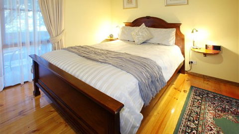 Glenview Retreat Luxury Accommodation - eAccommodation 0
