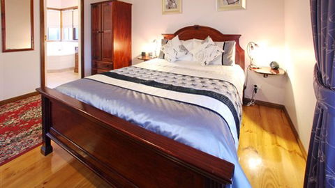 Glenview Retreat Luxury Accommodation - eAccommodation 5
