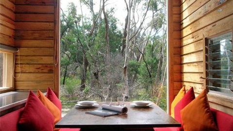 DULC Holiday Cabins - eAccommodation 0