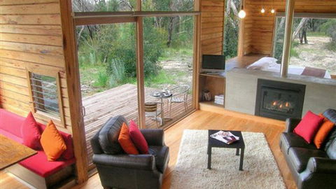 DULC Holiday Cabins - eAccommodation 2