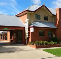Murray Waters Motor Inn  Apartments - eAccommodation