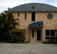 Beach House Redcliffe - eAccommodation