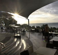 Stradbroke Island Beach Hotel Spa Resort - eAccommodation