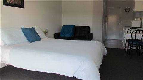 River Gardens Bed And Breakfast Farmstay - eAccommodation 3