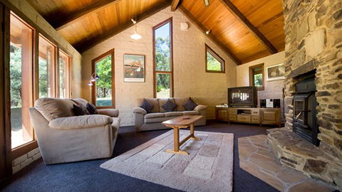 Frog Hollow Estate - eAccommodation 4