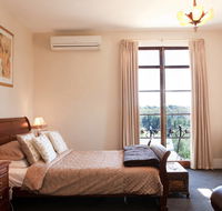 Azidene House  Spa Apartments - eAccommodation