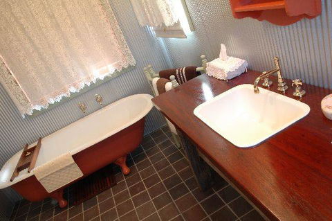 Wombat Lodge - eAccommodation 3