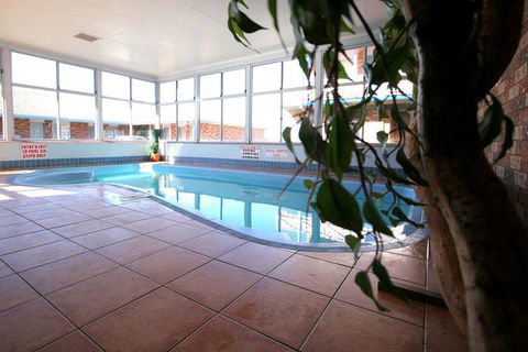 Cattleman's Country Motor Inn And Serviced Apartments - eAccommodation 0