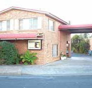 Clock Tower Motor Inn - eAccommodation