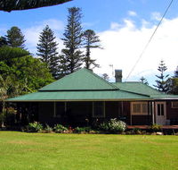 Cobbys of Crystal Pool Holiday Heritage Cottage - eAccommodation