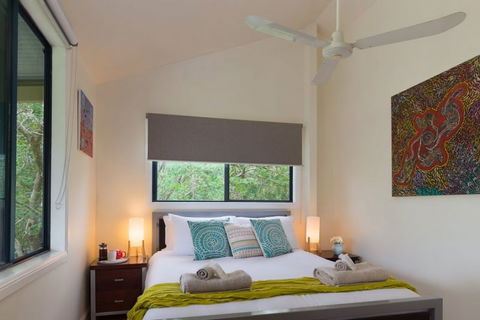 Jacaranda Cottages - eAccommodation 4