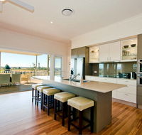 Cornwallis House - eAccommodation