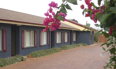 Country Apartments - eAccommodation 3