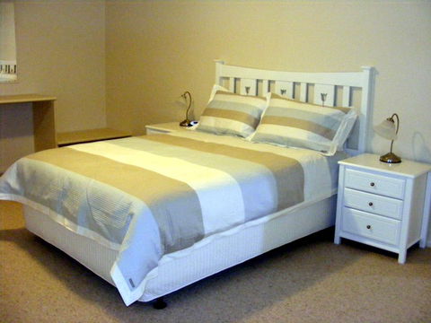 Fairways Bed & Breakfast At Jerilderie - eAccommodation 1