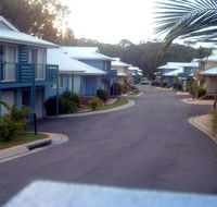 Flynns on Surf Beach villas - eAccommodation