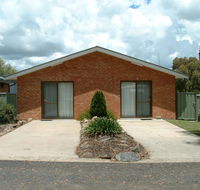 Fossicker Caravan Park - eAccommodation
