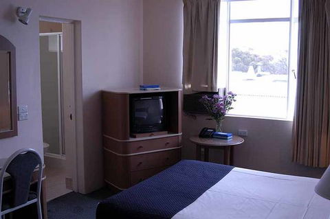 Greenwich Inn Motel - eAccommodation 0