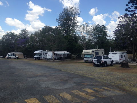 Gympie Caravan Park - Queens Park - eAccommodation 4