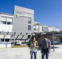 Hotel Gracelands - eAccommodation