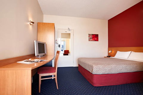 Ibis Melbourne Little Bourke Street - eAccommodation 4
