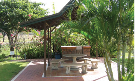 Magnetic Gateway Holiday Village - eAccommodation 0