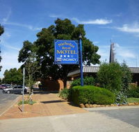 Nicholas Royal Motel - eAccommodation