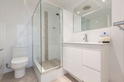 Cottesloe Samsara Apartment - eAccommodation 6