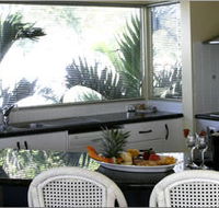 Rollingstone Beach Caravan Resort - eAccommodation