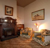 Sarah Jane Cottage - eAccommodation