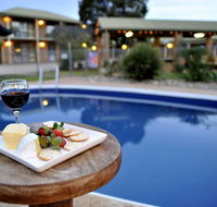 Statesman Motor Inn - eAccommodation