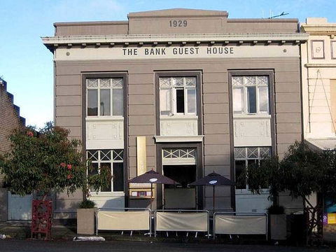 The Bank Guesthouse - eAccommodation 1