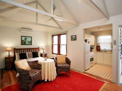 The Bank Guesthouse - eAccommodation 3
