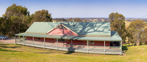The Bryn At Tilba - eAccommodation 0