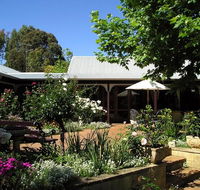 The Noble Grape - eAccommodation
